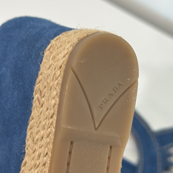 Prada Women’s Blue Suede Wedges Size 6W NEW - Picture 7 of 8
